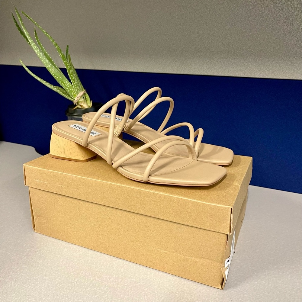 Steve Madden Sandal